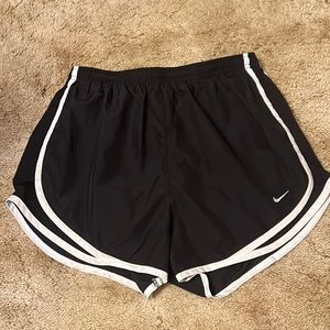 Dri fit medium Nike black shorts